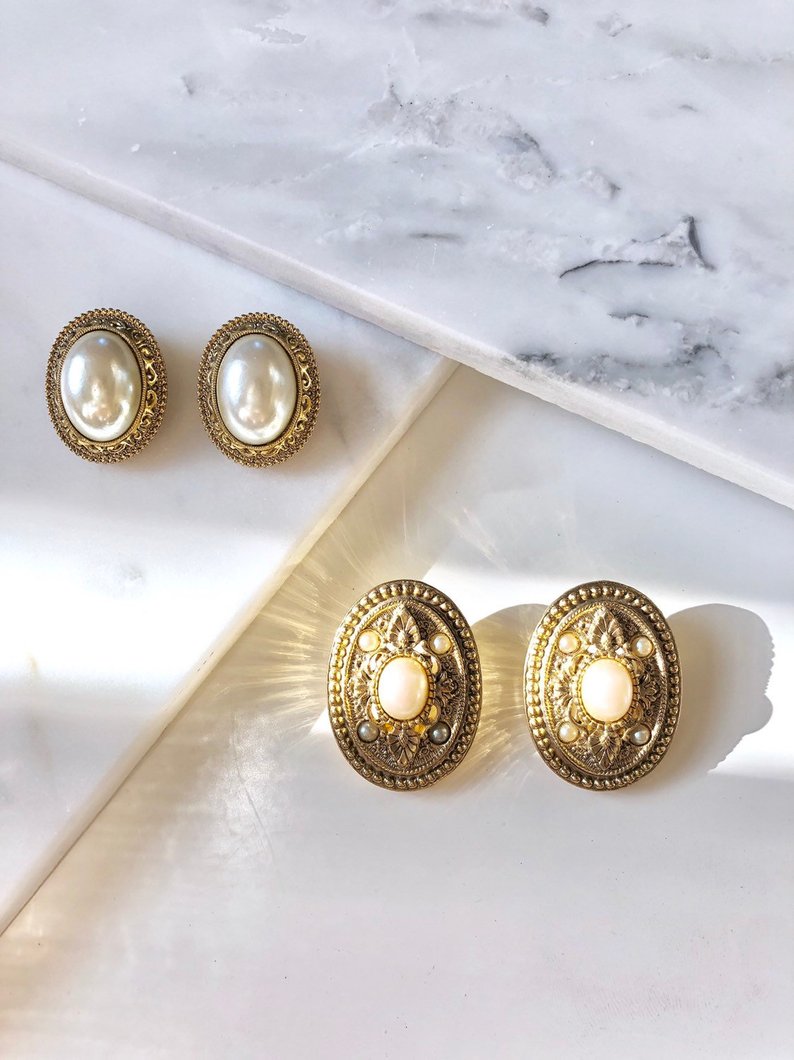 Buy 22k Yellow Gold Stud Earrings , Handmade Yellow Gold Earrings for  Women, Vintage Antique Design Indian Gold Earrings Jewelry, Gift for Women  Online in India - Etsy